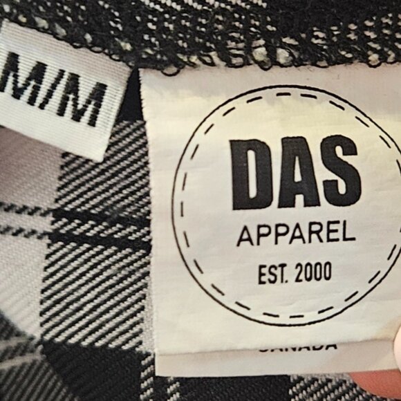 Das Apparel Women's Plaid Pleated Skirt - Picture 6 of 7